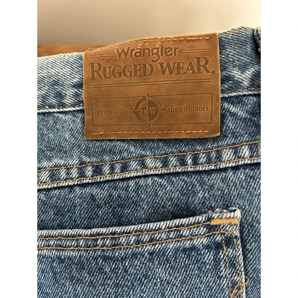 Wrangler Rugged Wear Mens Blue Denim Jeans Med Wash 54x16x28